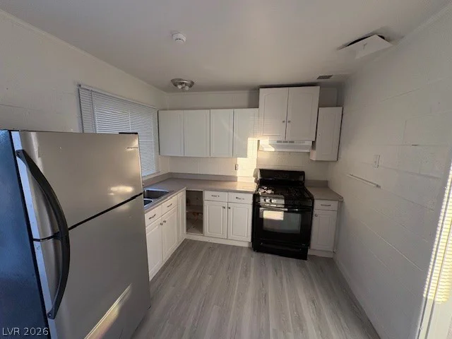 425 Bedford, Las Vegas, NV 89107