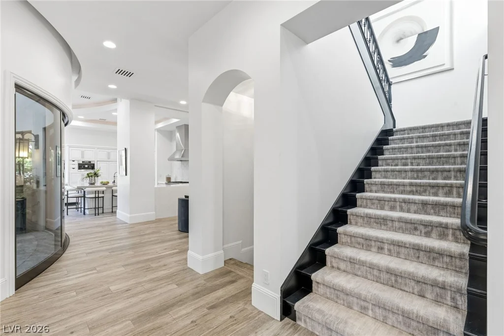 47 Soaring Bird, Las Vegas, NV 89135