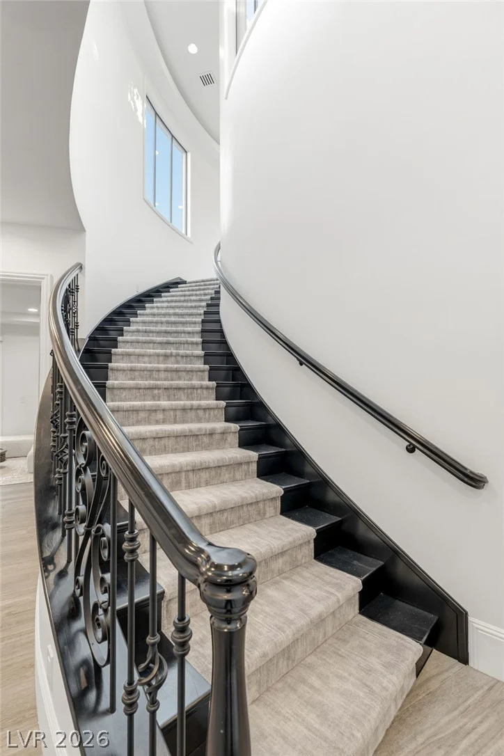 47 Soaring Bird, Las Vegas, NV 89135