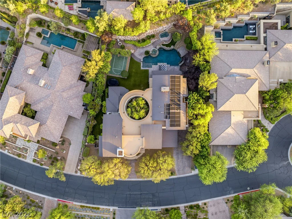 47 Soaring Bird, Las Vegas, NV 89135