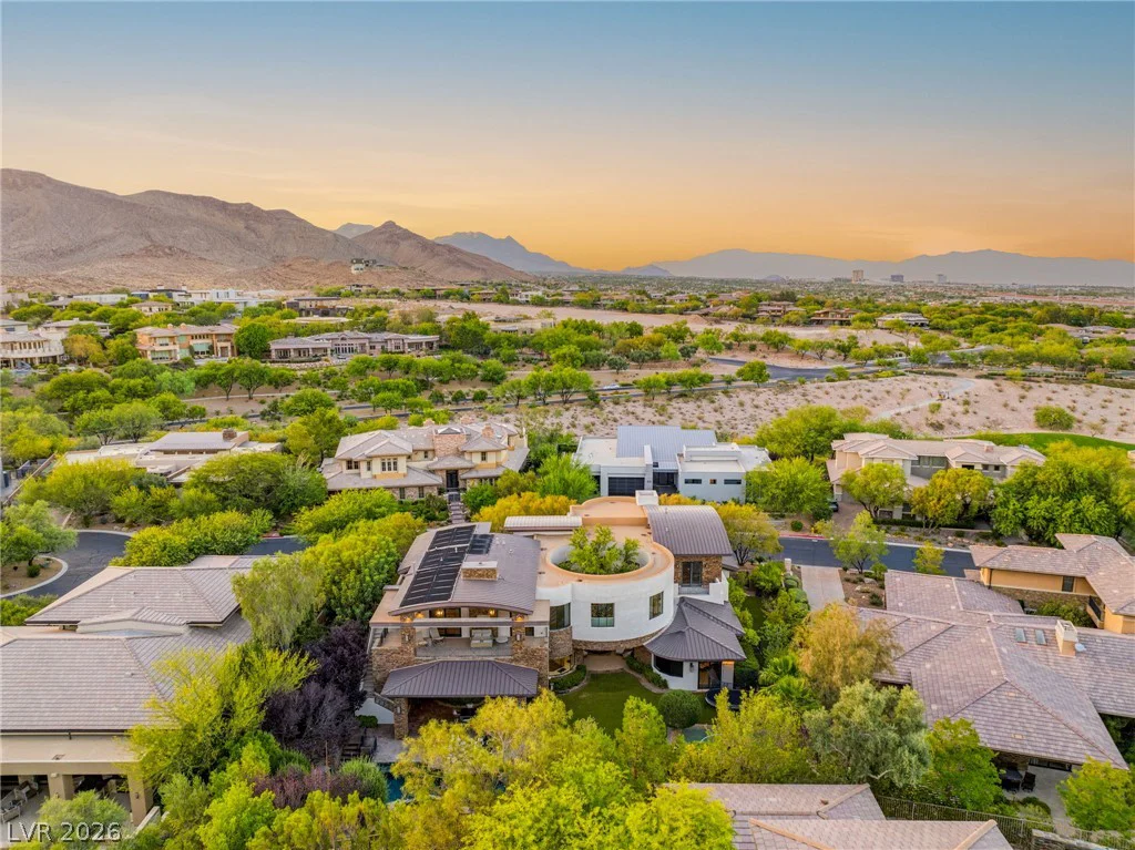 47 Soaring Bird, Las Vegas, NV 89135