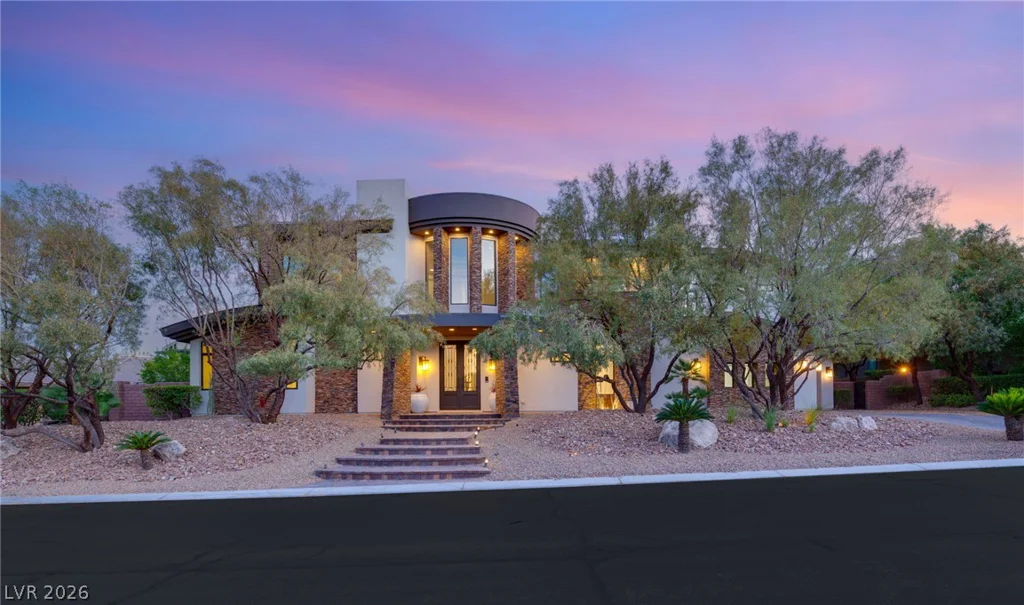 47 Soaring Bird, Las Vegas, NV 89135