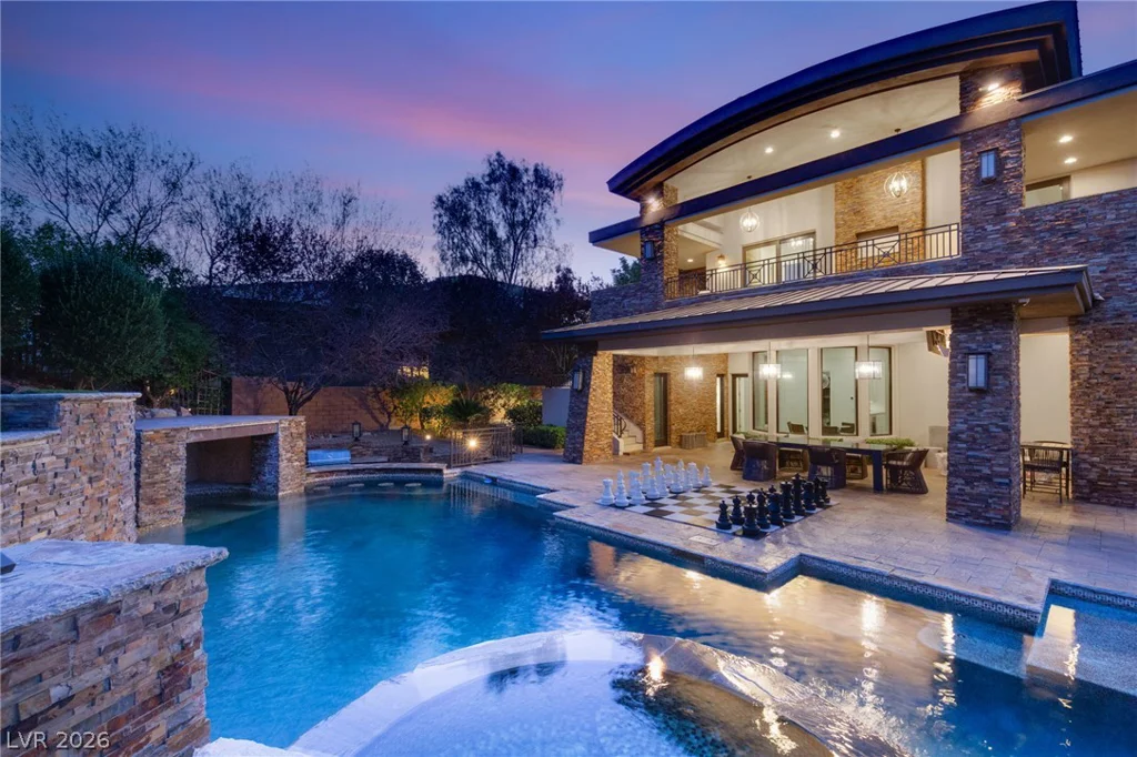 47 Soaring Bird, Las Vegas, NV 89135