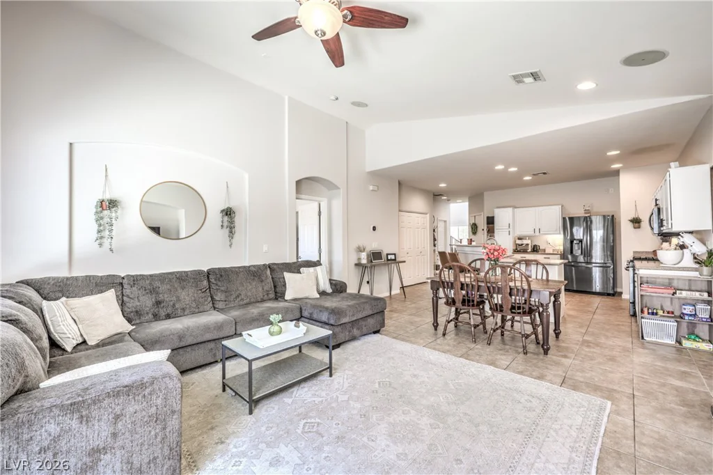 9432 Victory Garden, Las Vegas, NV 89149