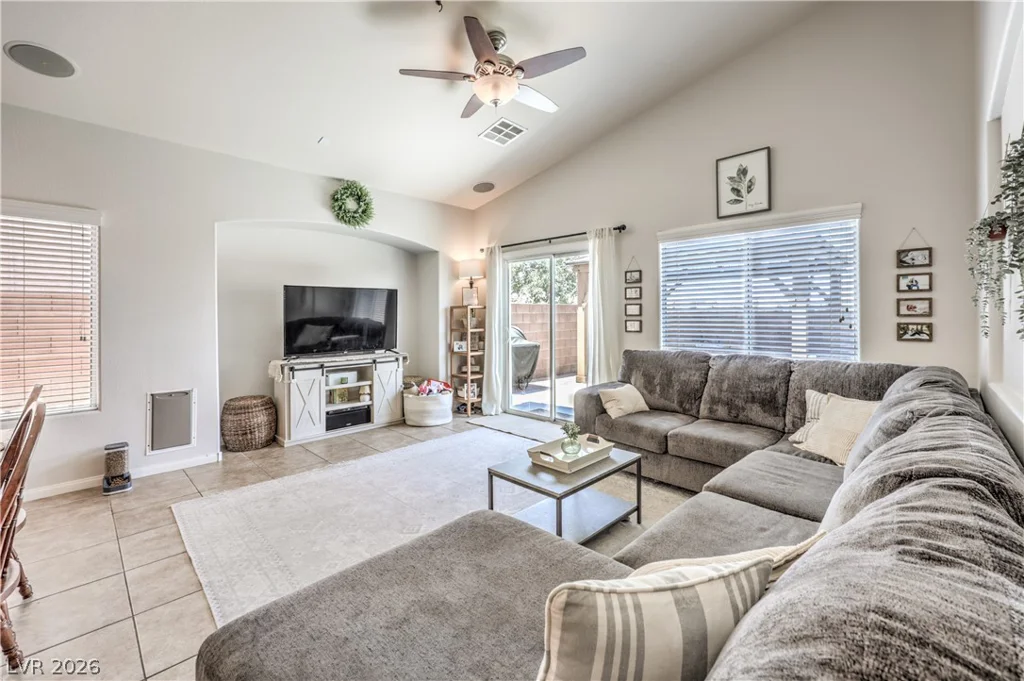 9432 Victory Garden, Las Vegas, NV 89149