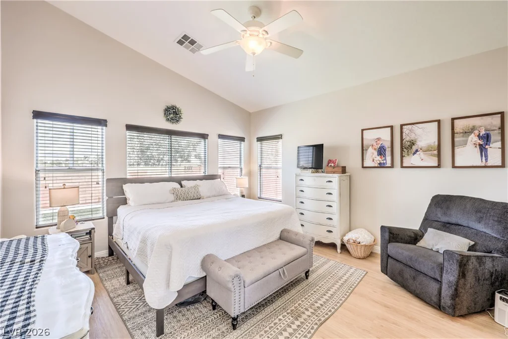 9432 Victory Garden, Las Vegas, NV 89149
