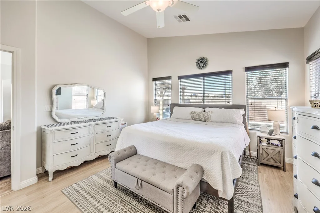 9432 Victory Garden, Las Vegas, NV 89149