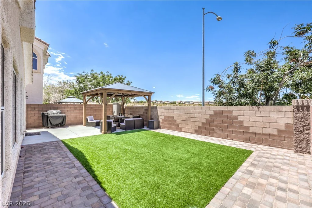 9432 Victory Garden, Las Vegas, NV 89149