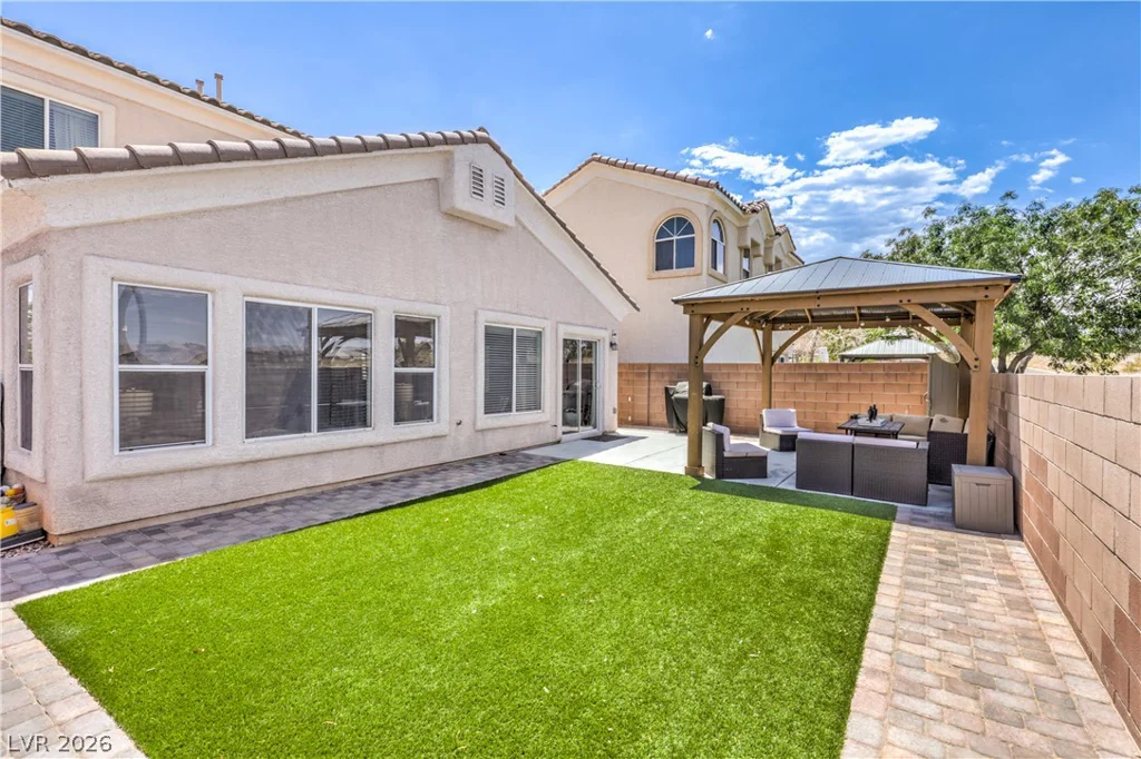 9432 Victory Garden, Las Vegas, NV 89149