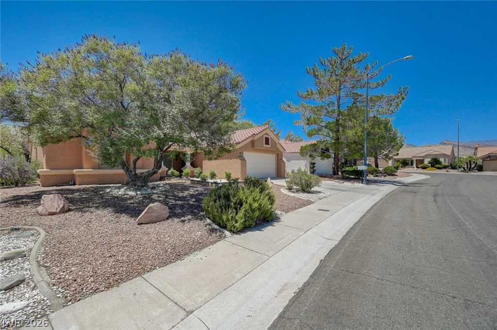 9617 GOLD BANK, Las Vegas, NV 89134