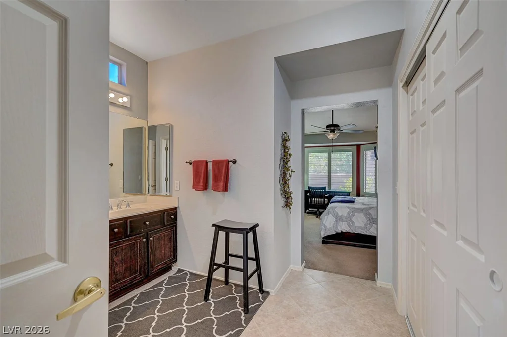 9617 GOLD BANK, Las Vegas, NV 89134