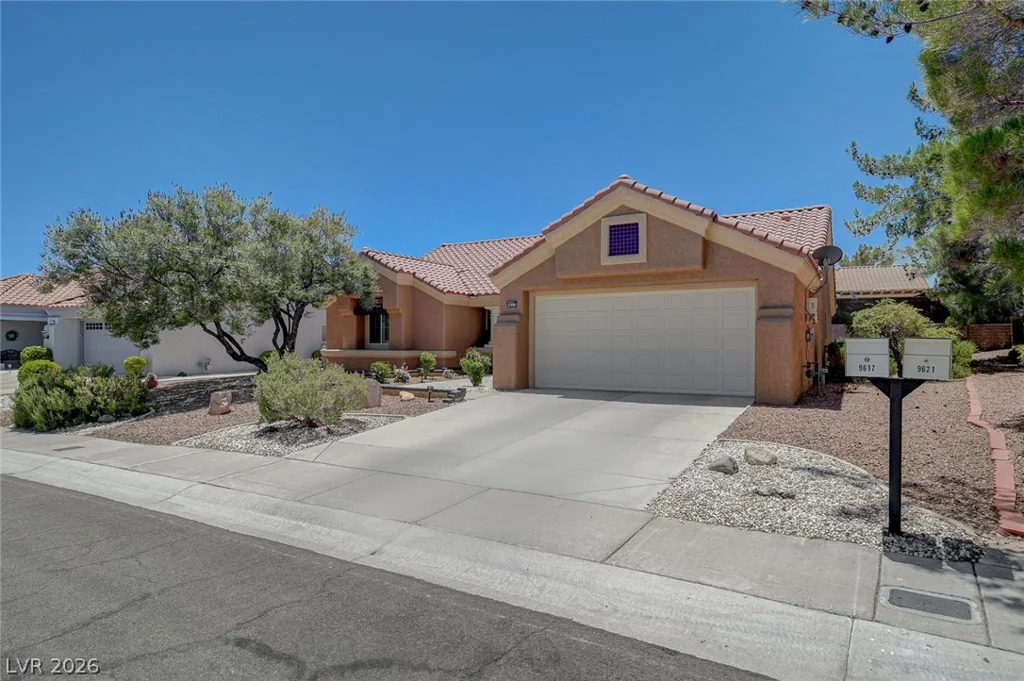 9617 GOLD BANK, Las Vegas, NV 89134