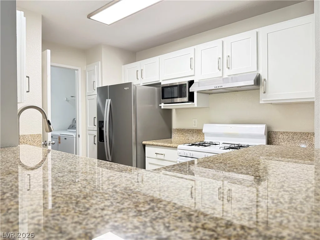 2200 Fort Apache, Las Vegas, NV 89117