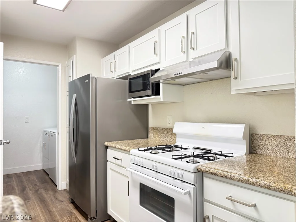2200 Fort Apache, Las Vegas, NV 89117