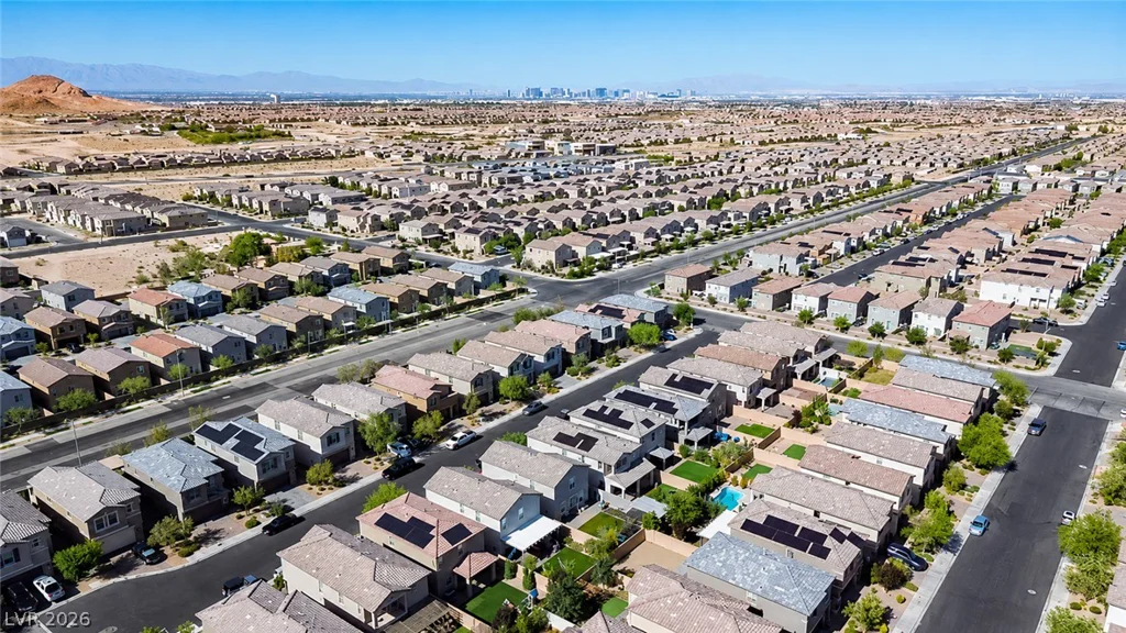10045 Silver Comet, Las Vegas, NV 89178