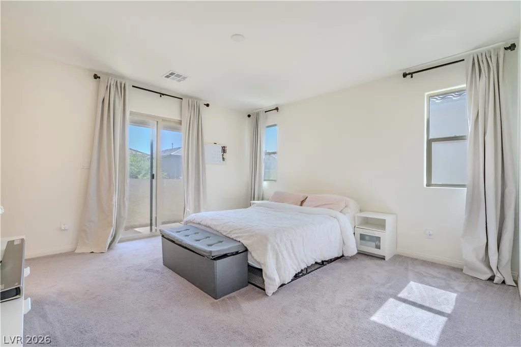 10045 Silver Comet, Las Vegas, NV 89178