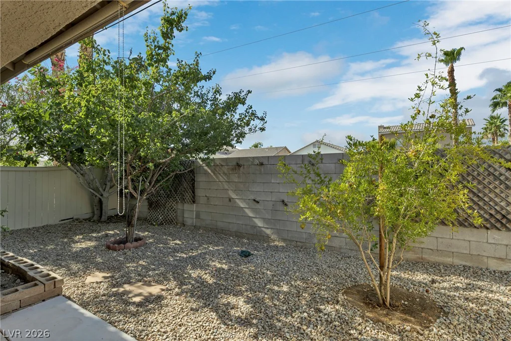 609 Elliot Peak, Las Vegas, NV 89183
