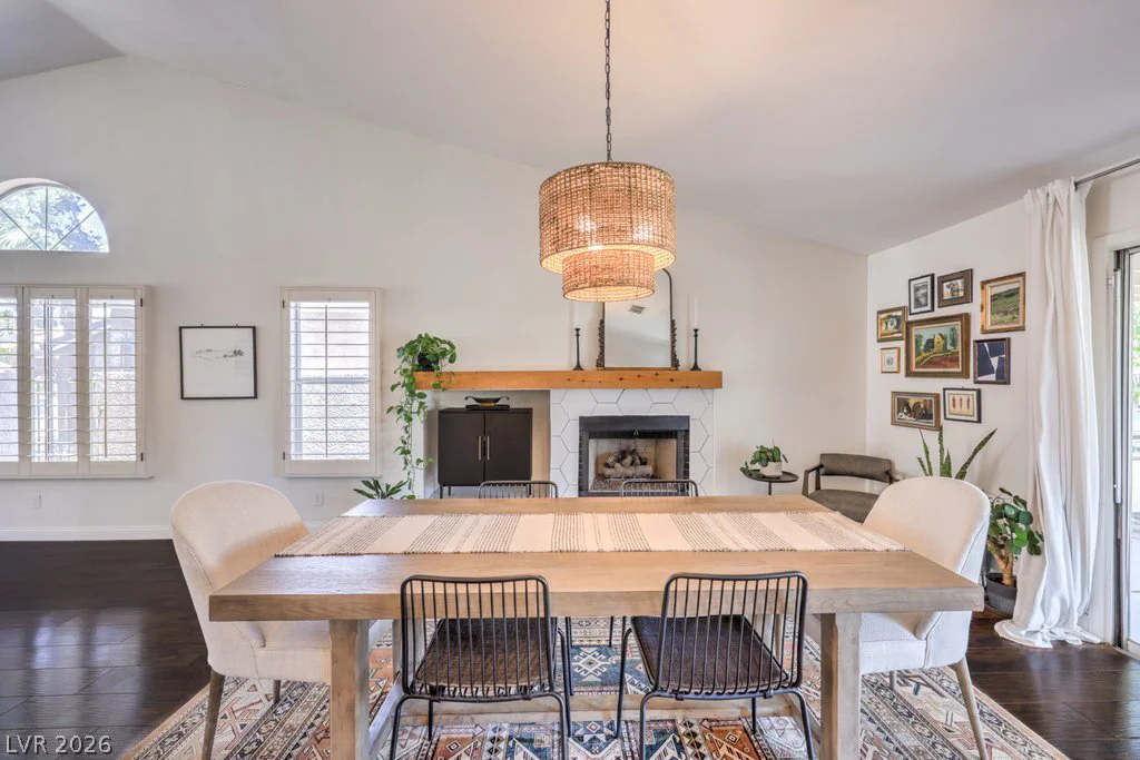 2027 Shadow Brook, Henderson, NV 89074