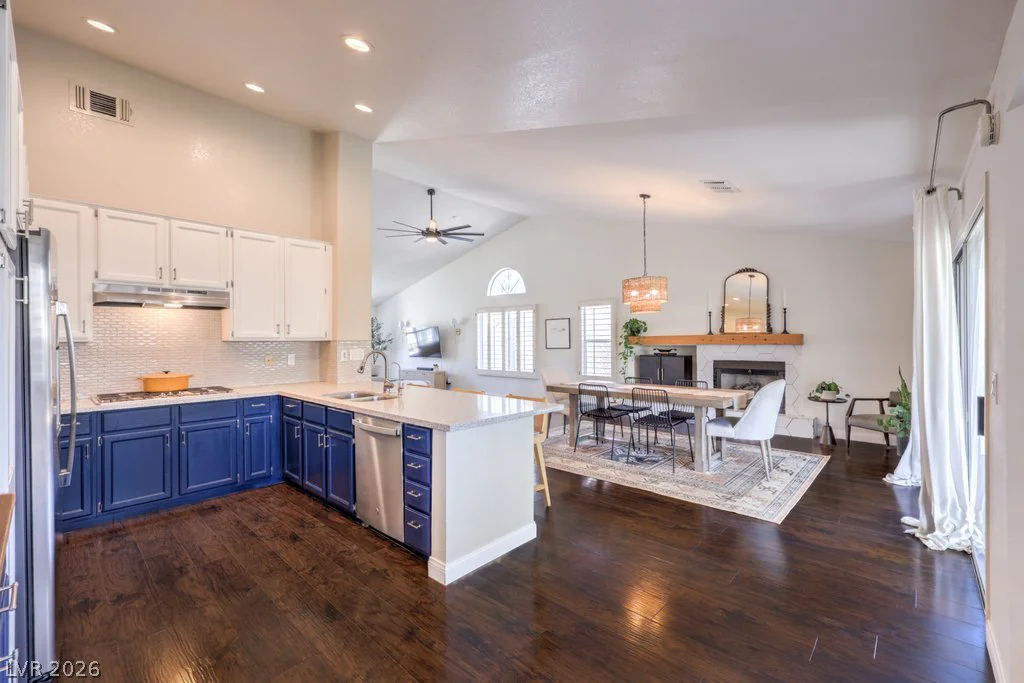 2027 Shadow Brook, Henderson, NV 89074