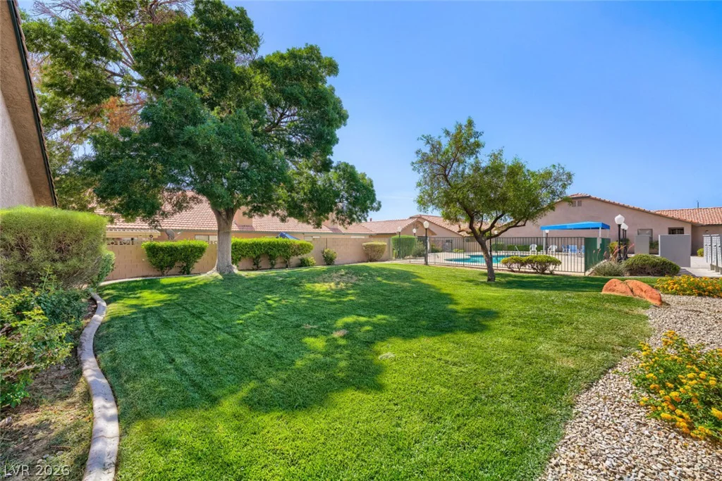 213 Crosswind, Las Vegas, NV 89145