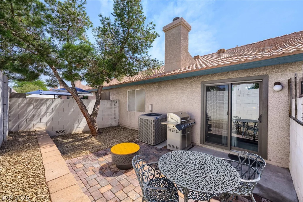 213 Crosswind, Las Vegas, NV 89145