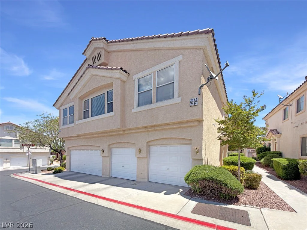 2554 Alias Smith, Henderson, NV 89002