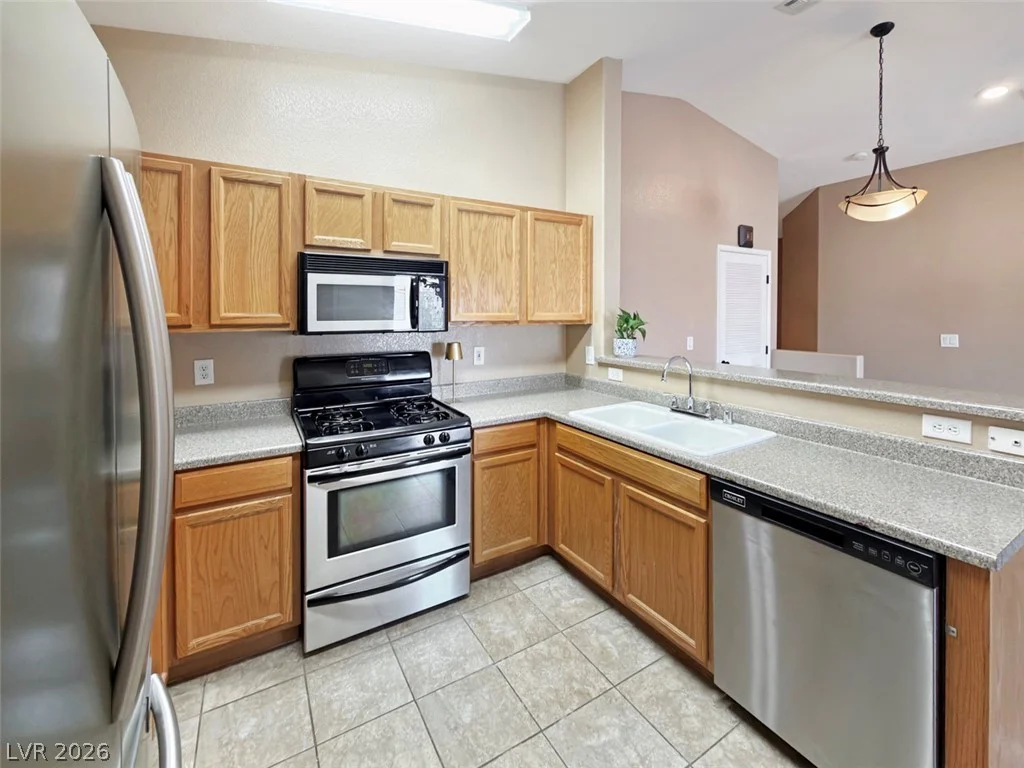 2554 Alias Smith, Henderson, NV 89002