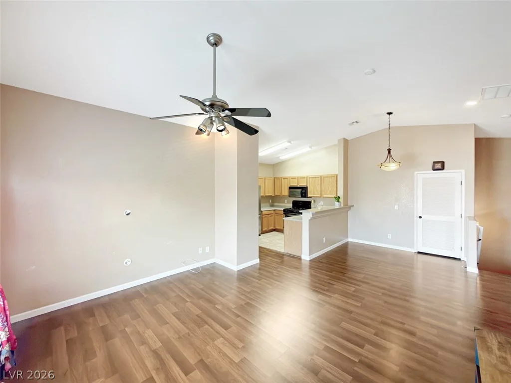 2554 Alias Smith, Henderson, NV 89002