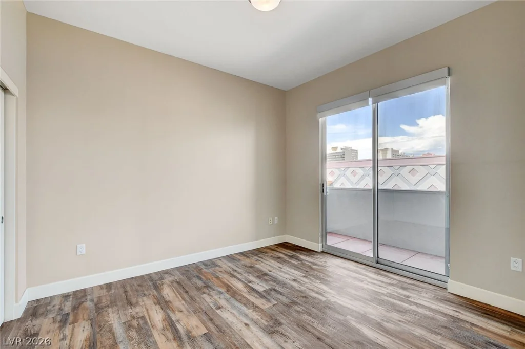 150 LAS VEGAS, Las Vegas, NV 89101
