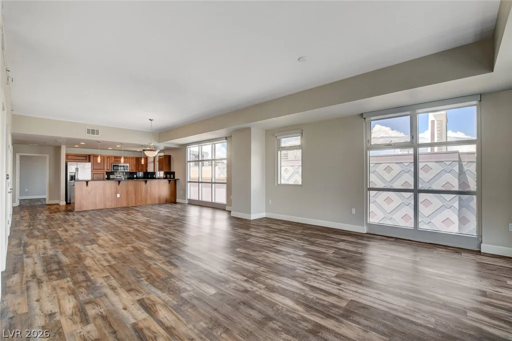 150 LAS VEGAS, Las Vegas, NV 89101