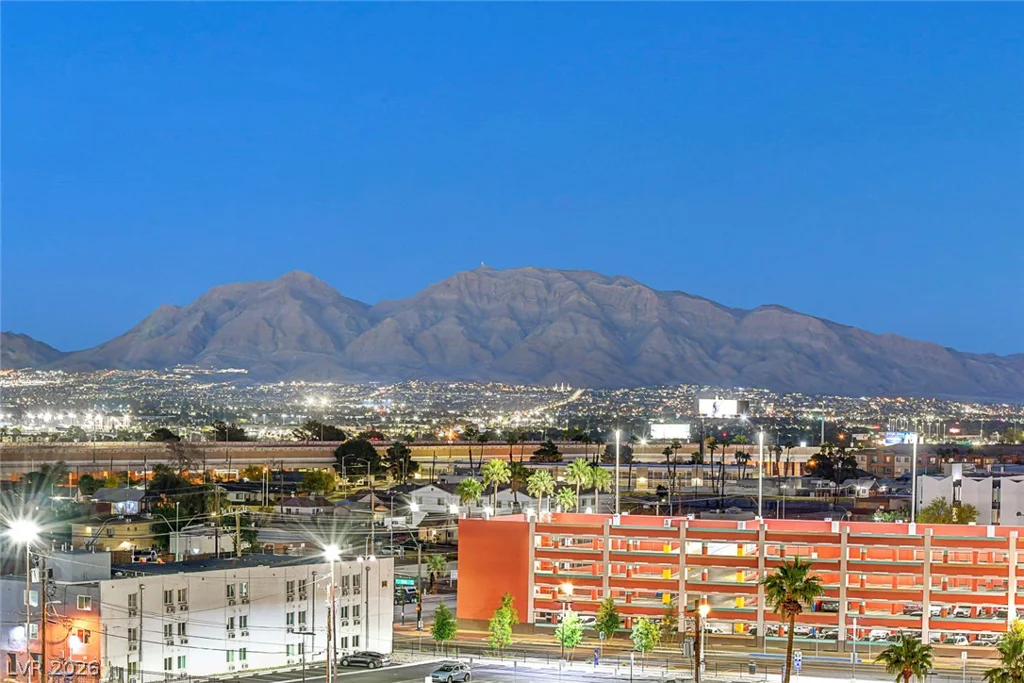 150 LAS VEGAS, Las Vegas, NV 89101