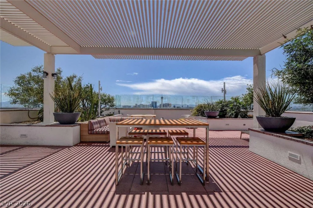 150 LAS VEGAS, Las Vegas, NV 89101
