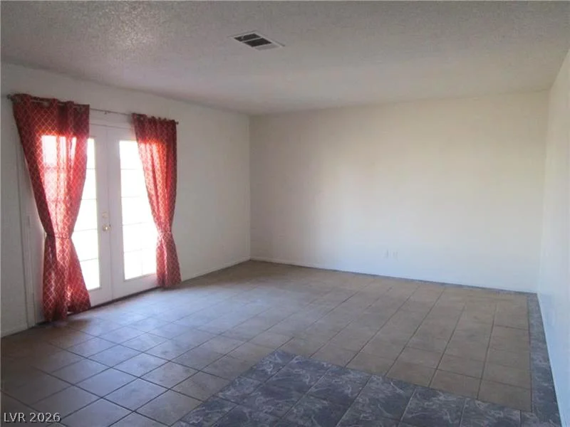 1013 Griscom, Las Vegas, NV 89145