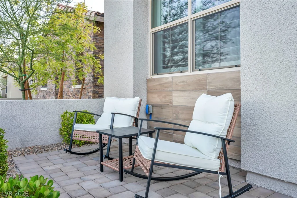 253 Robledo, Las Vegas, NV 89138
