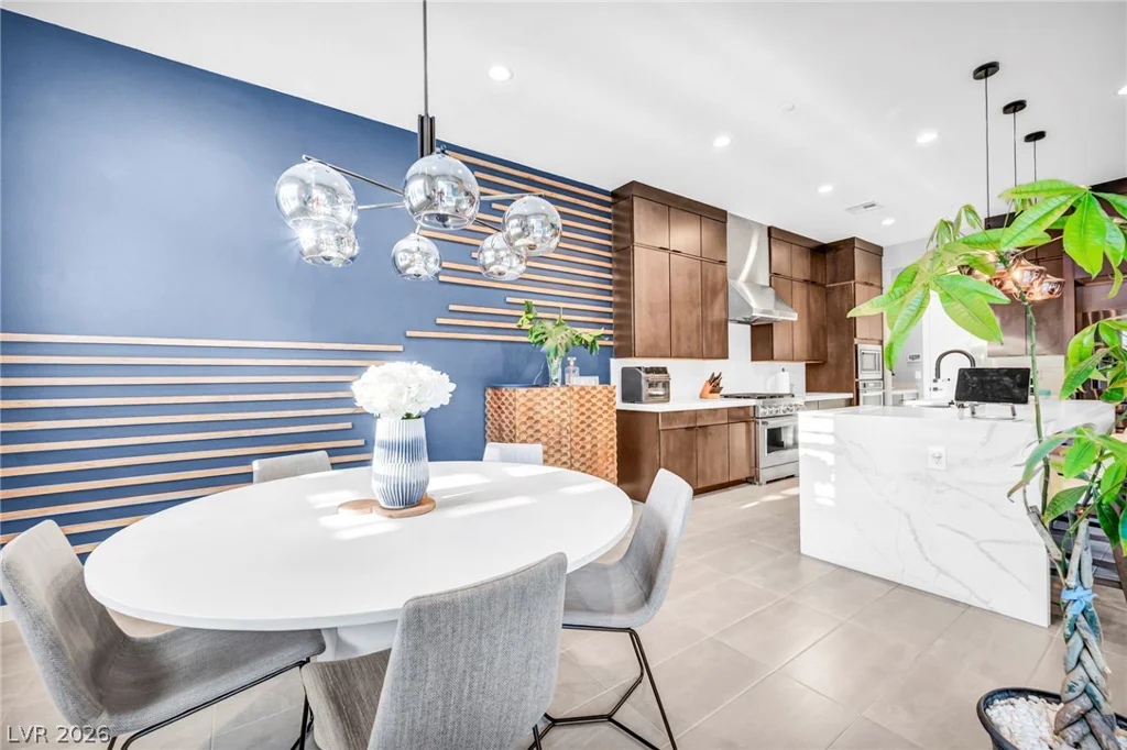 253 Robledo, Las Vegas, NV 89138