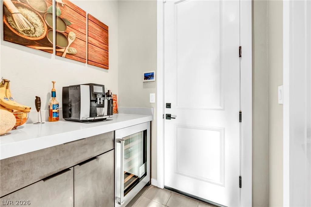 253 Robledo, Las Vegas, NV 89138