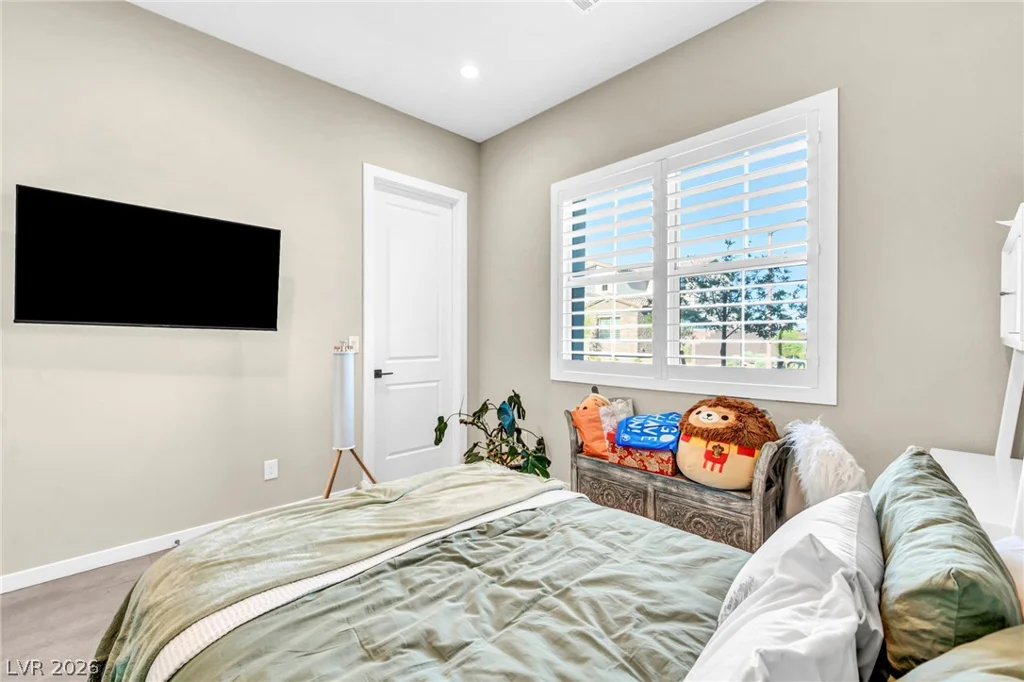 253 Robledo, Las Vegas, NV 89138