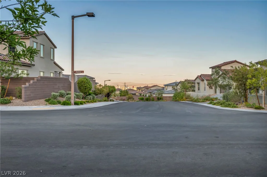 253 Robledo, Las Vegas, NV 89138