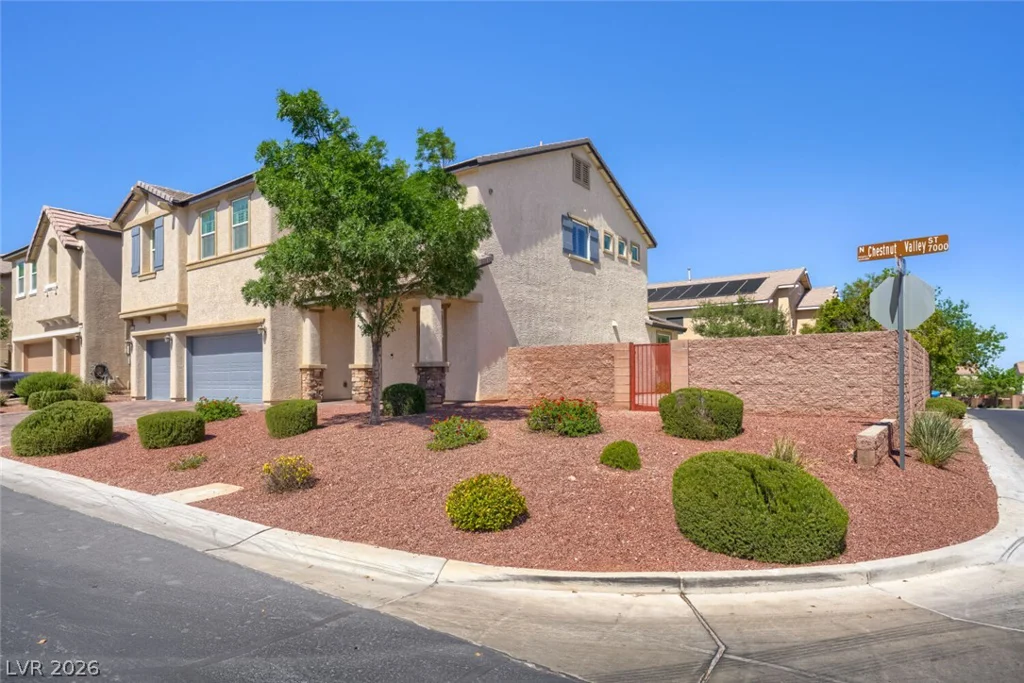 7038 Chestnut Valley, Las Vegas, NV 89166