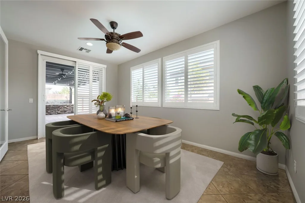 7038 Chestnut Valley, Las Vegas, NV 89166