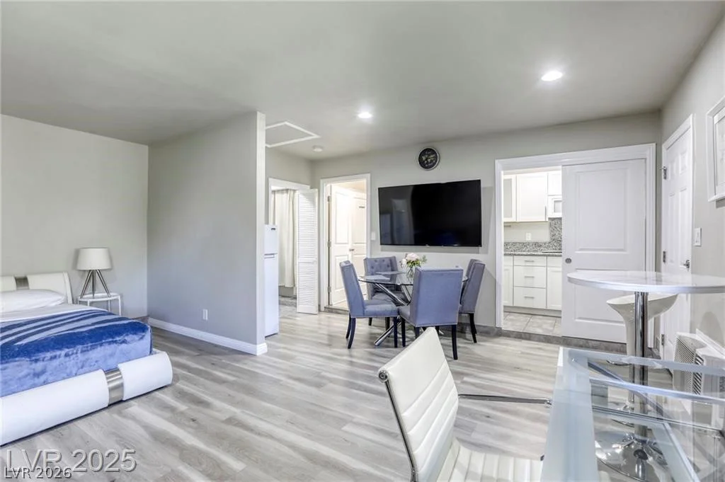 4068 Spitze, Las Vegas, NV 89103