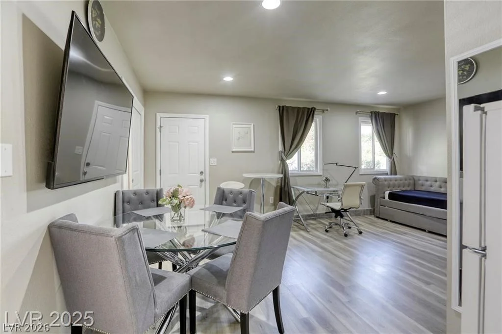 4068 Spitze, Las Vegas, NV 89103