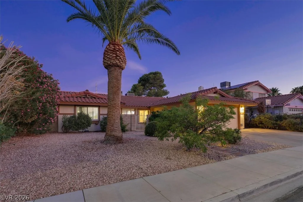 4068 Spitze, Las Vegas, NV 89103