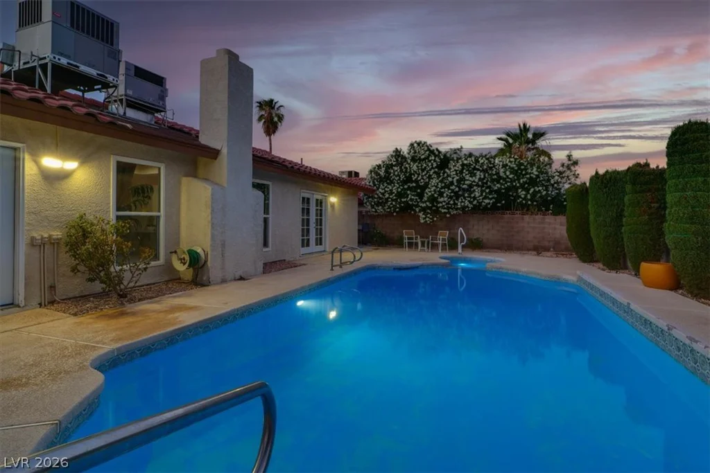 4068 Spitze, Las Vegas, NV 89103