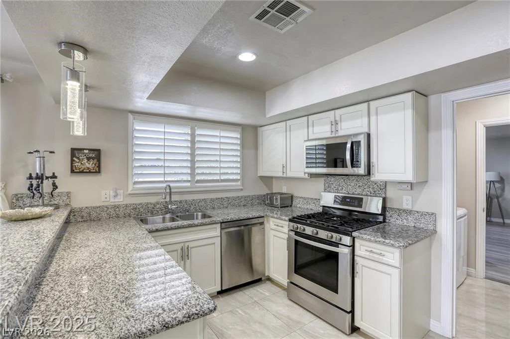 4068 Spitze, Las Vegas, NV 89103