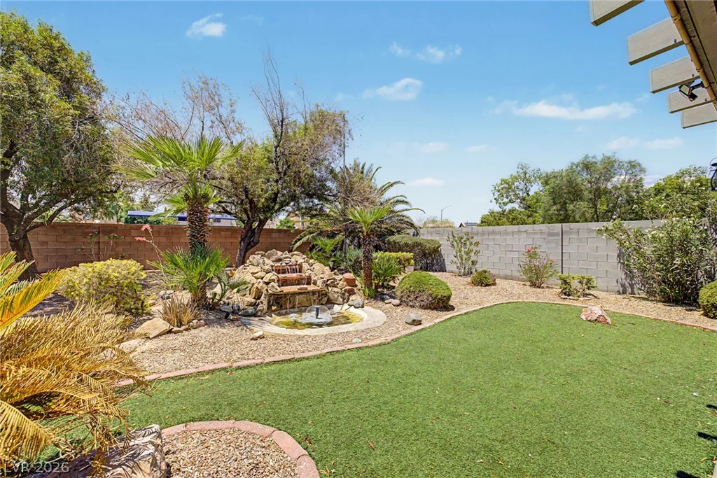 6017 Leaping Foal, North Las Vegas, NV 89081
