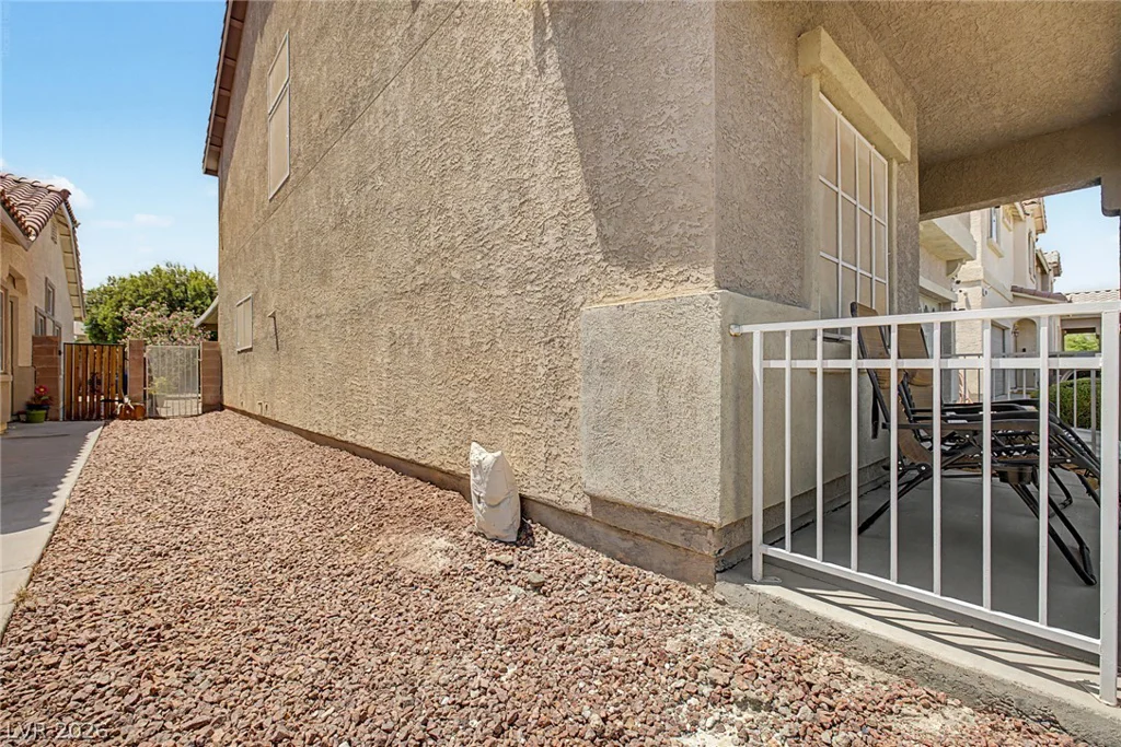 6017 Leaping Foal, North Las Vegas, NV 89081