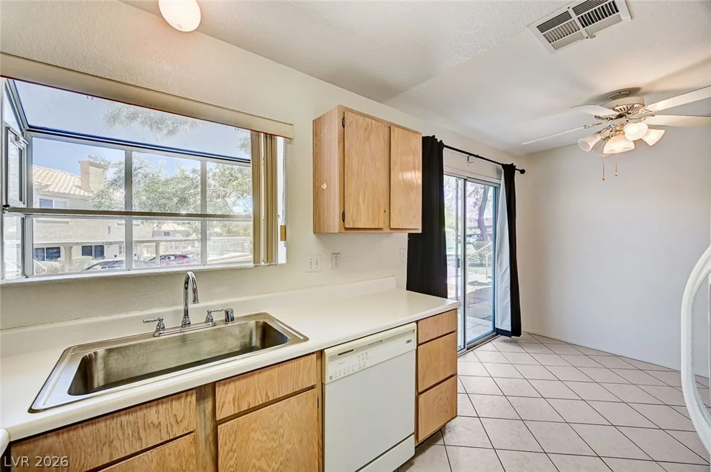 694 Anne, Henderson, NV 89015