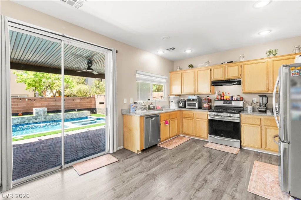 2305 Cockatoo, North Las Vegas, NV 89084