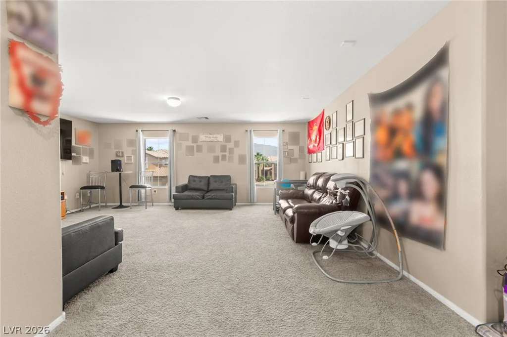 2305 Cockatoo, North Las Vegas, NV 89084
